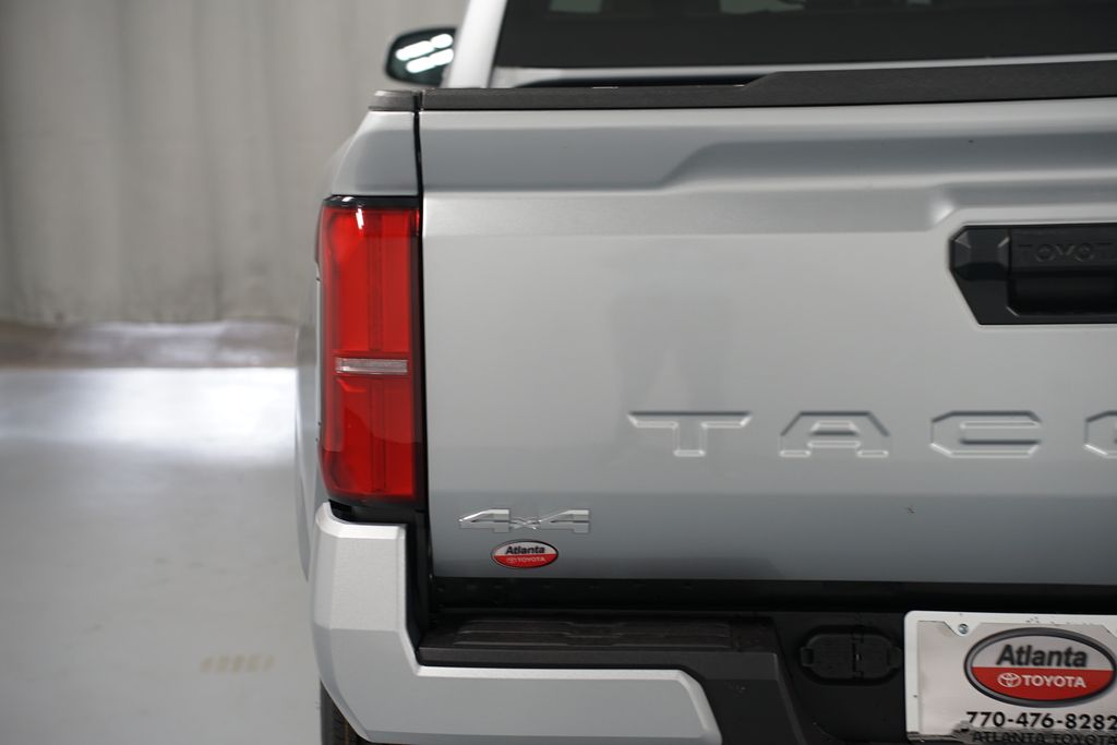 Thumbnail: 2025 Toyota Tacoma - 10