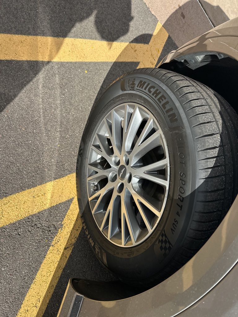 Thumbnail: 2021 Genesis GV80 - 7