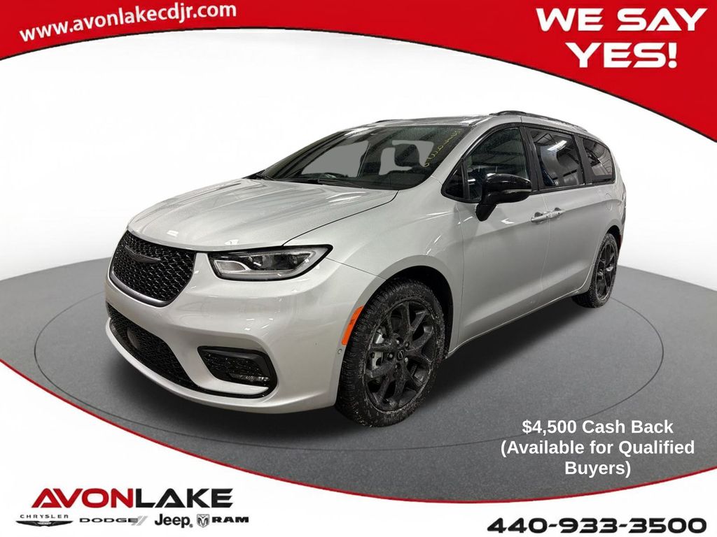 2026 Chrysler Pacifica Select FWD