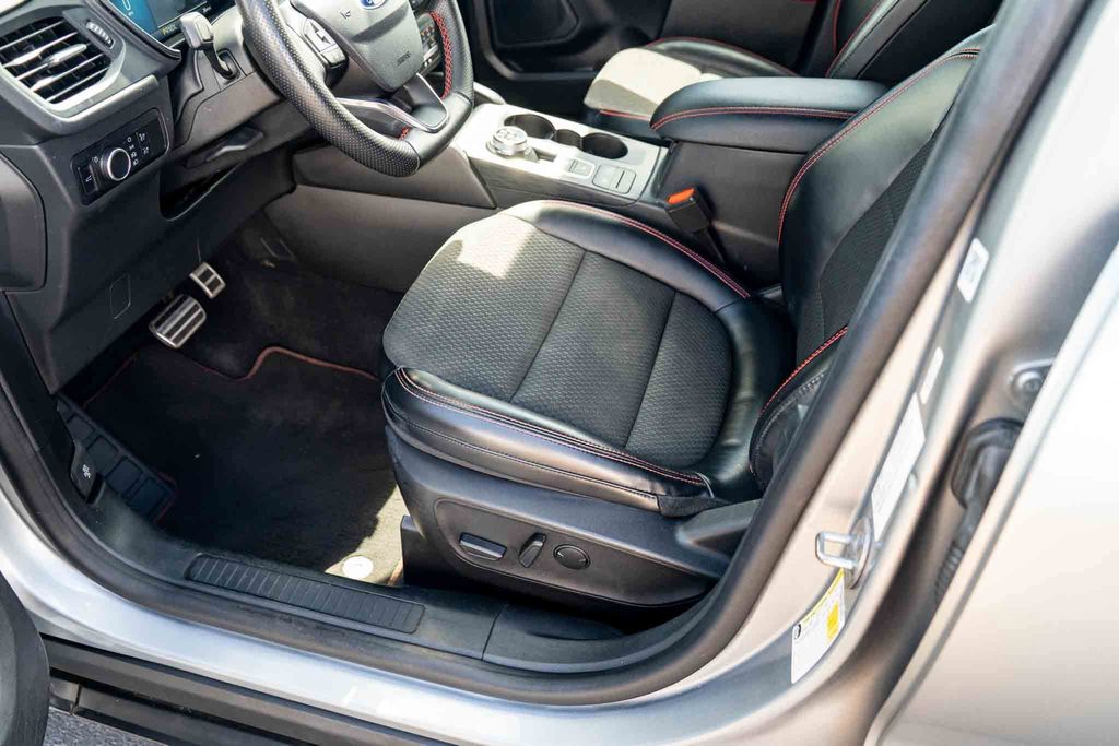 Used Car 2023 Ford Escape  St-line For Sale Under $25,000 In Austin, Texas