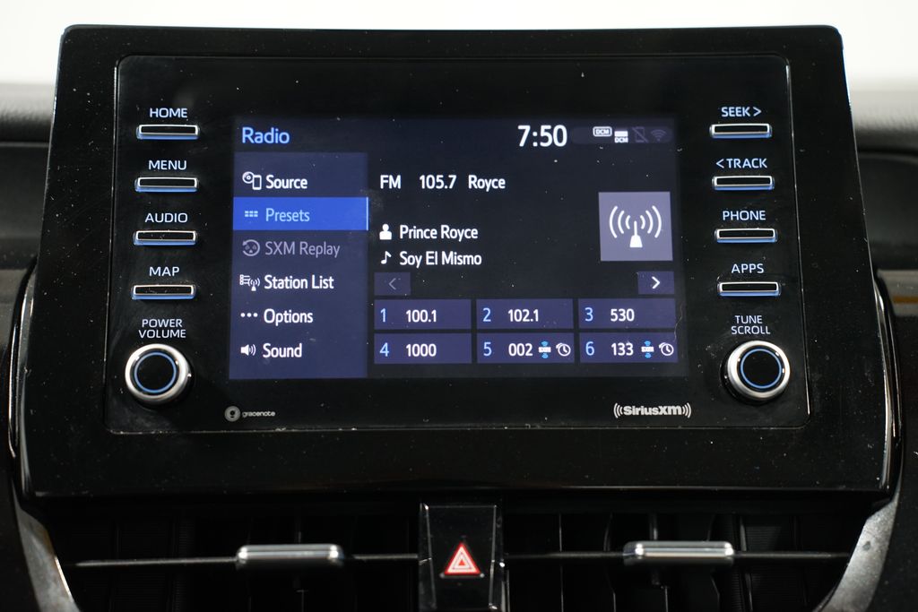 2023 Toyota Camry SE 18