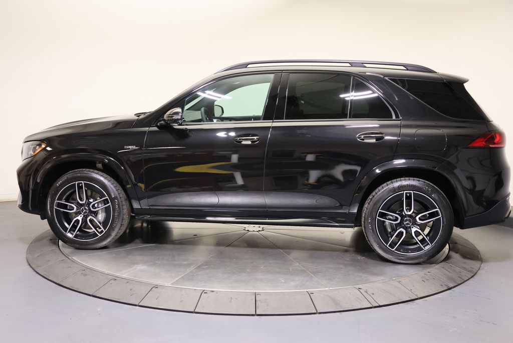 Thumbnail: 2027 Mercedes-Benz GLE - 2