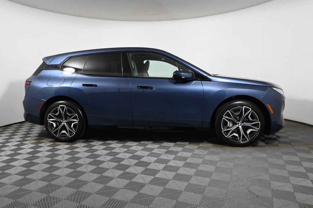 Thumbnail: 2026 BMW iX - 8