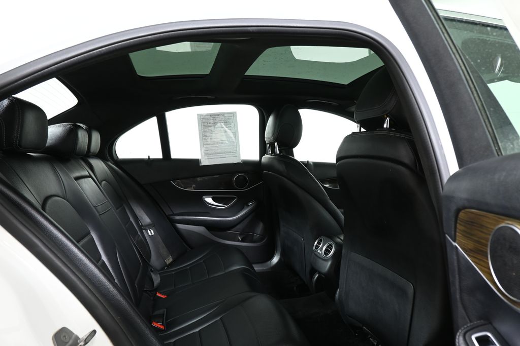 Thumbnail: 2019 Mercedes-Benz C-Class - 26