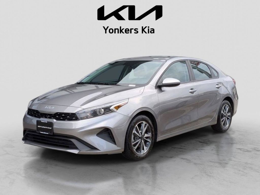 2023 Kia Forte LXS FWD