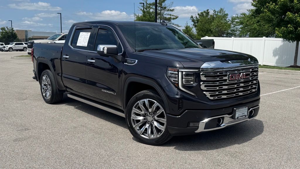 2023 GMC Sierra 1500 Denali Crew Cab 4WD