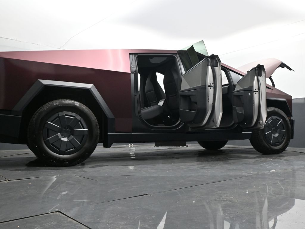 2025 Tesla Cybertruck Base
