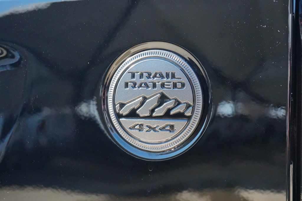 Used Car 2023 Jeep Gladiator  Sport For Sale Under $40,000 In Weatherford, Texas