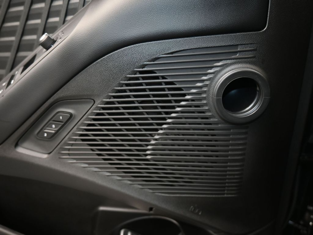 Used 2024 Diamond Black Crystal Pearlcoat Dodge R/T Scat Pack image 15