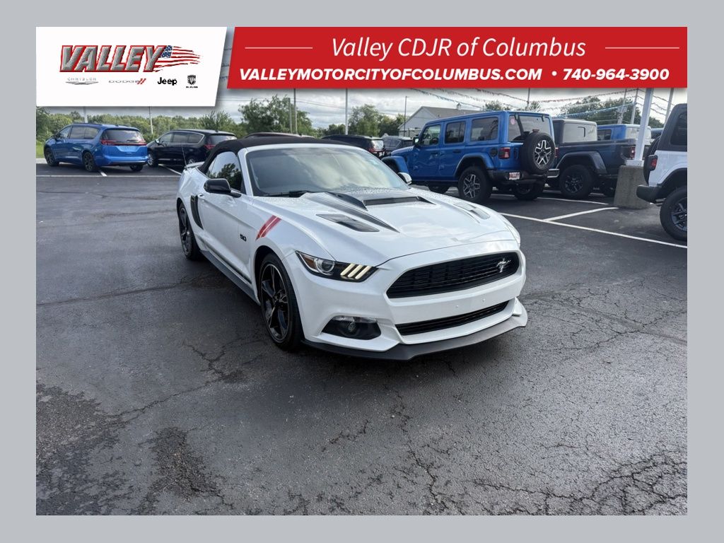 White Platinum Clearcoat Metallic 2017 Ford Mustang Convertible Rear-Wheel Drive 6-Speed Manual