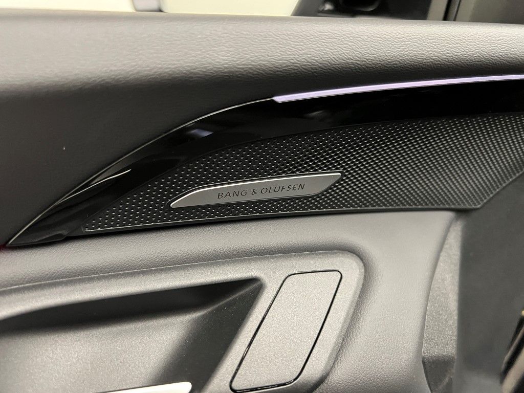 Thumbnail: 2025 Audi Q5 - 32