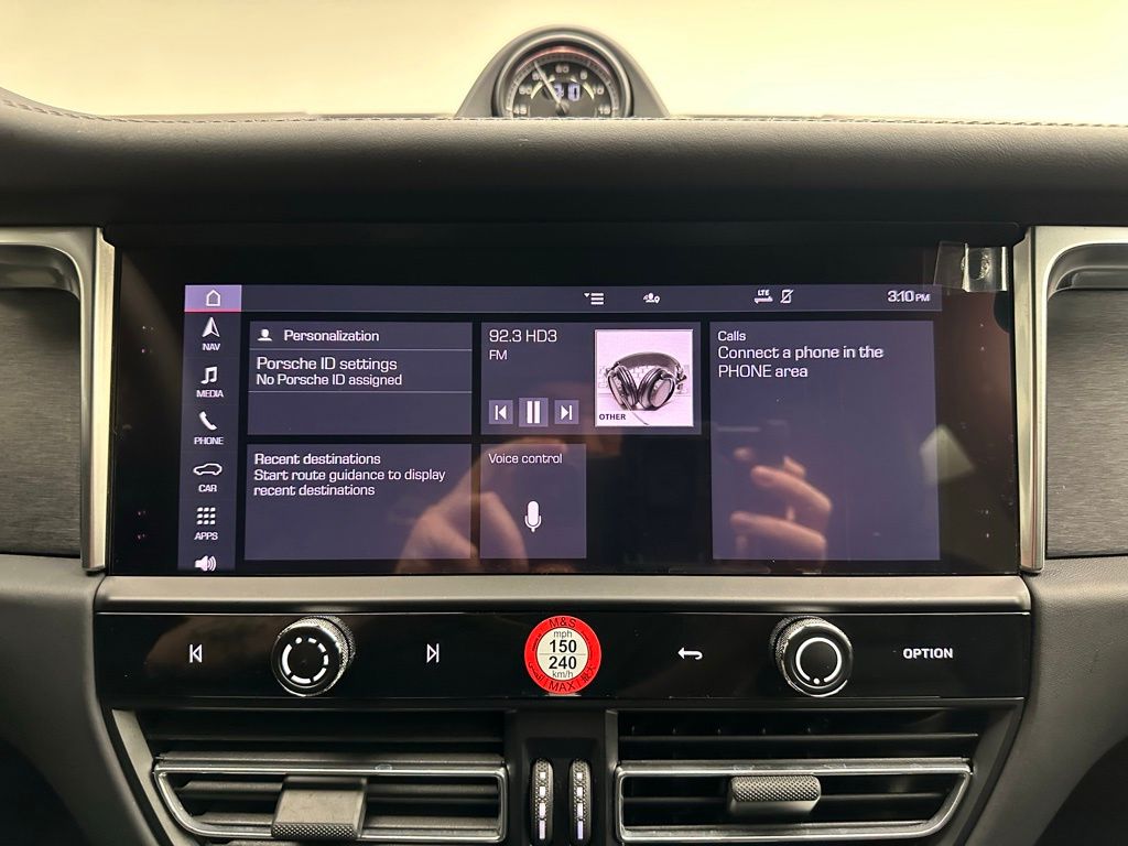 Thumbnail: 2024 Porsche Macan - 14