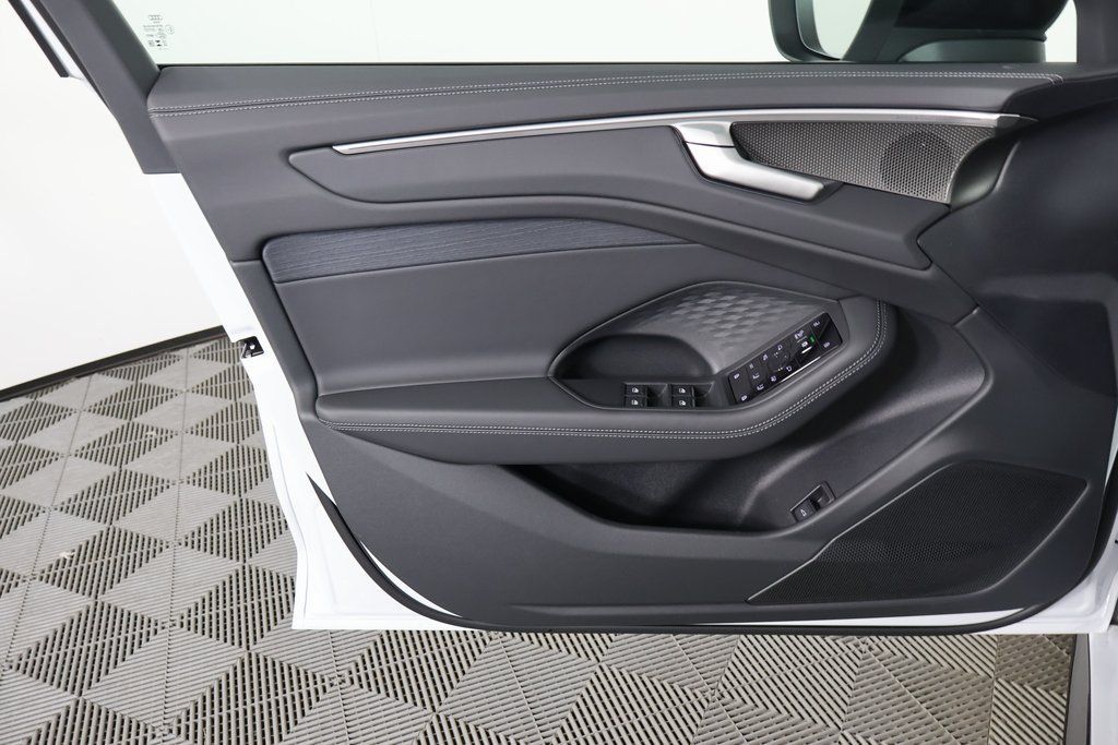 Thumbnail: 2026 Audi A6 - 7