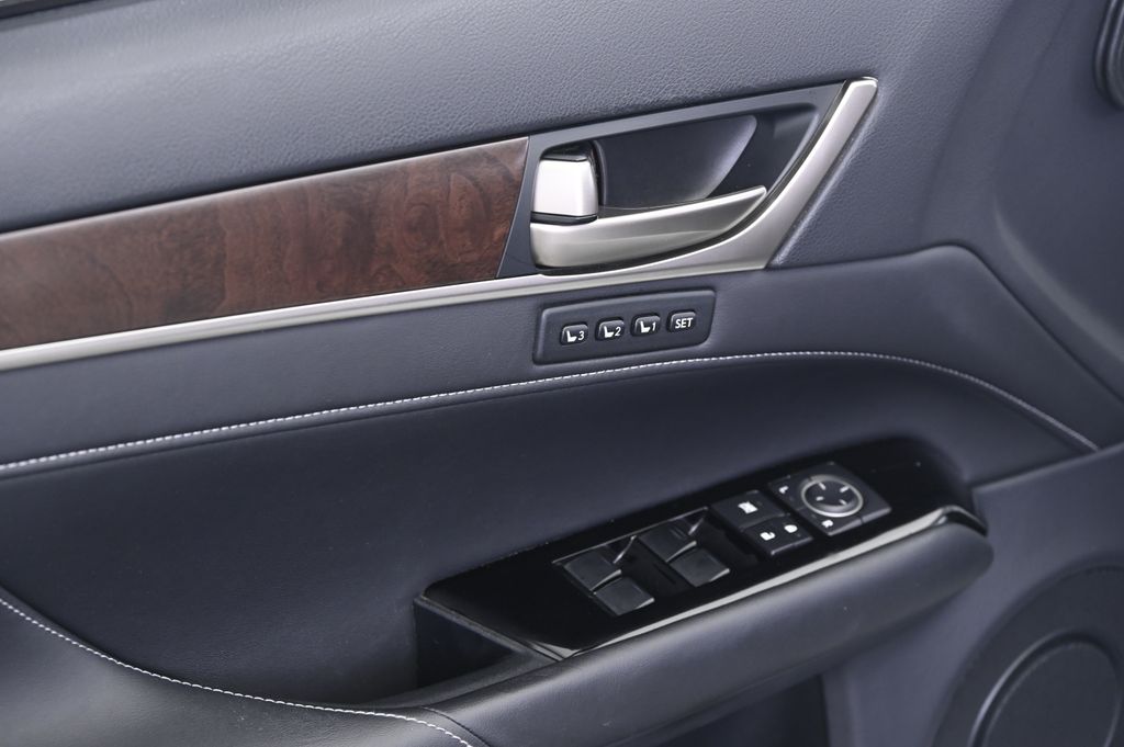 Thumbnail: 2013 Lexus GS - 27