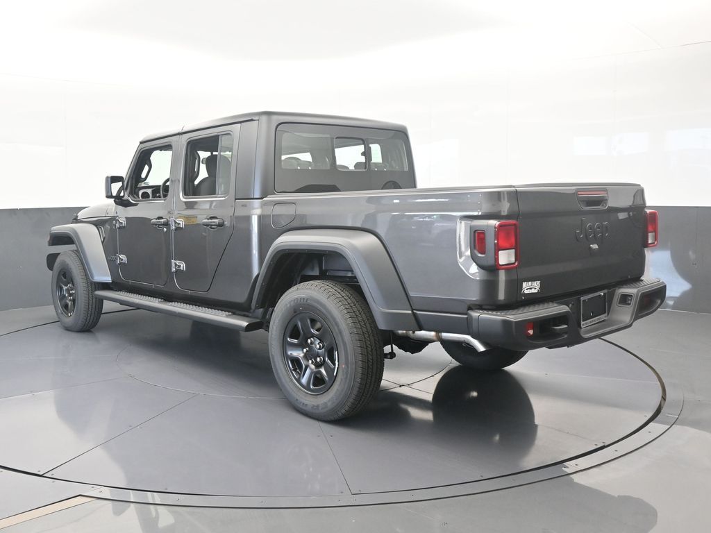 New 2026 Granite Crystal Metallic Clearcoat Jeep Sport image 4