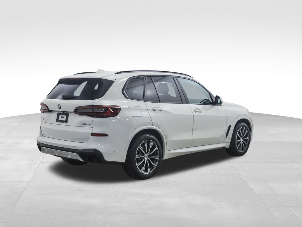 2022 BMW X5 xDrive40i 5