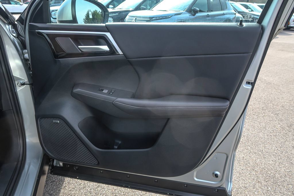2026 Mitsubishi Outlander SE 2.5 S-AWC