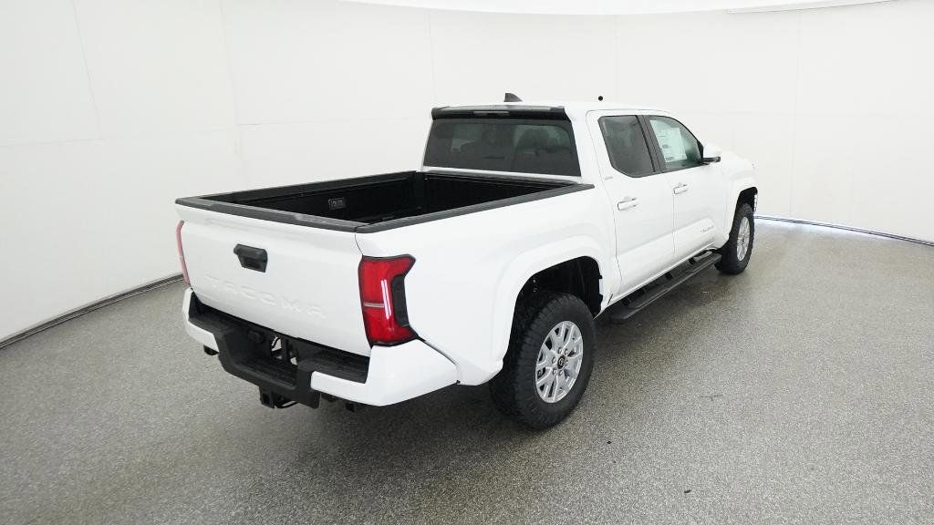 Thumbnail: 2025 Toyota Tacoma - 18