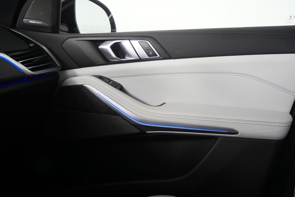 Thumbnail: 2023 BMW X5 - 27