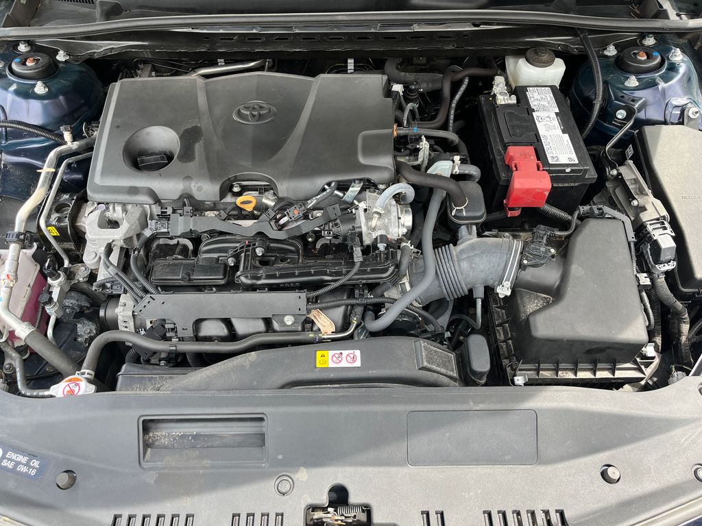 2022 Toyota Camry SE photo