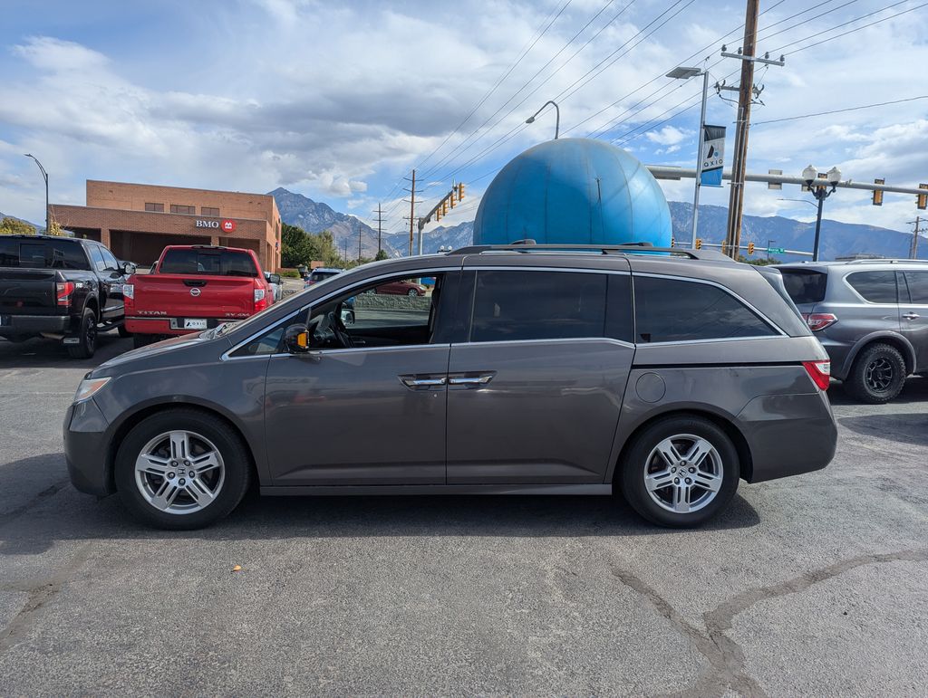 2013 Honda Odyssey Touring 9