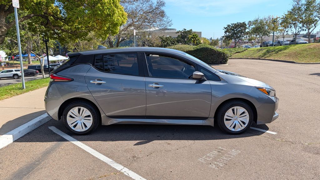 Used 2022 Nissan Leaf S 4D Hatchback
