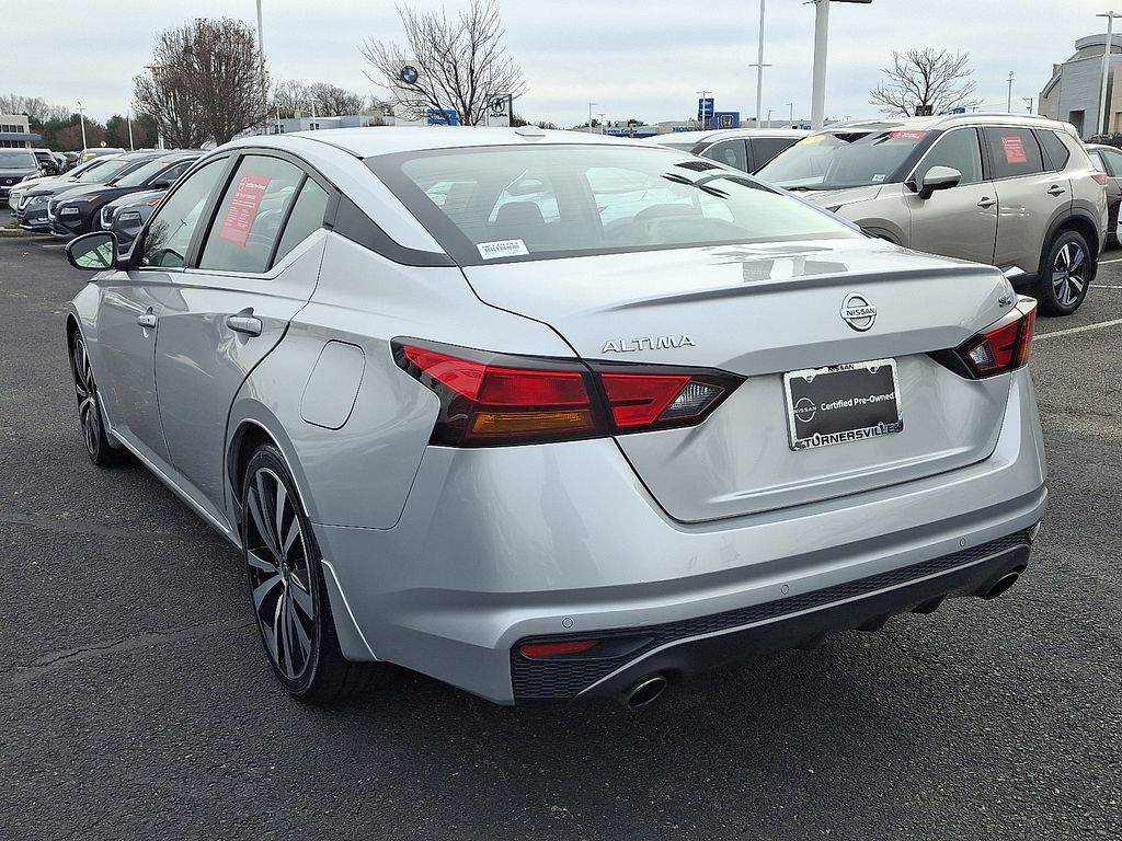 Thumbnail: 2020 Nissan Altima - 4