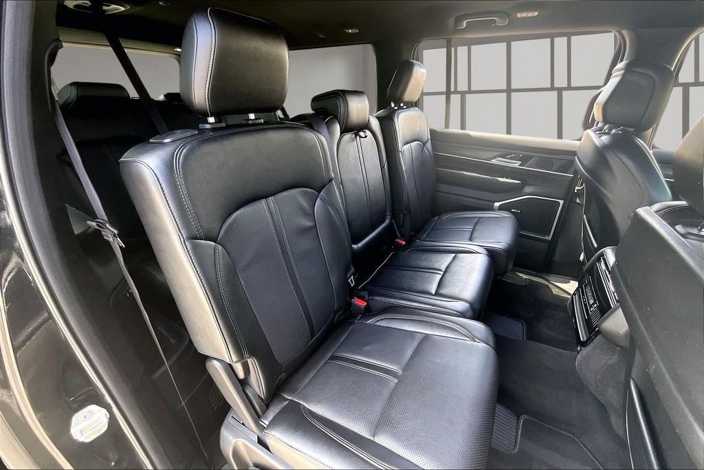 Used 2024 Jeep Wagoneer L SUV