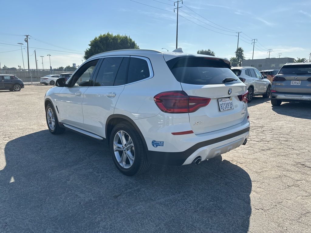 2021 BMW X3 xDrive30e 3