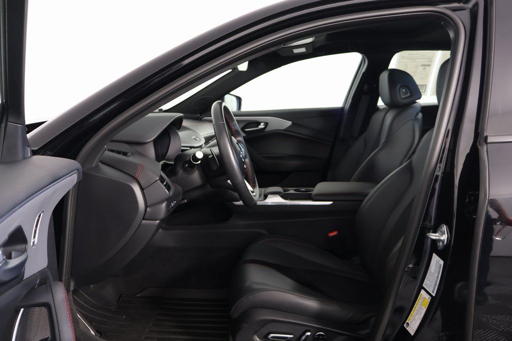 Thumbnail: 2025 Acura TLX - 10