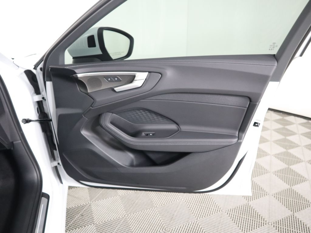 Thumbnail: 2025 Audi A5 - 28