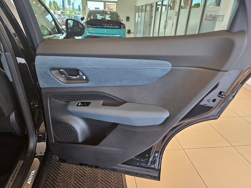 2025 Nissan Ariya PLATINUM+ e-4ORCE