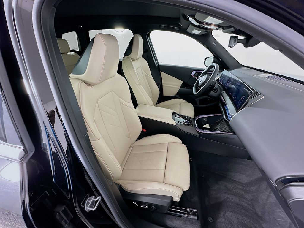 Thumbnail: 2025 BMW X3 - 27