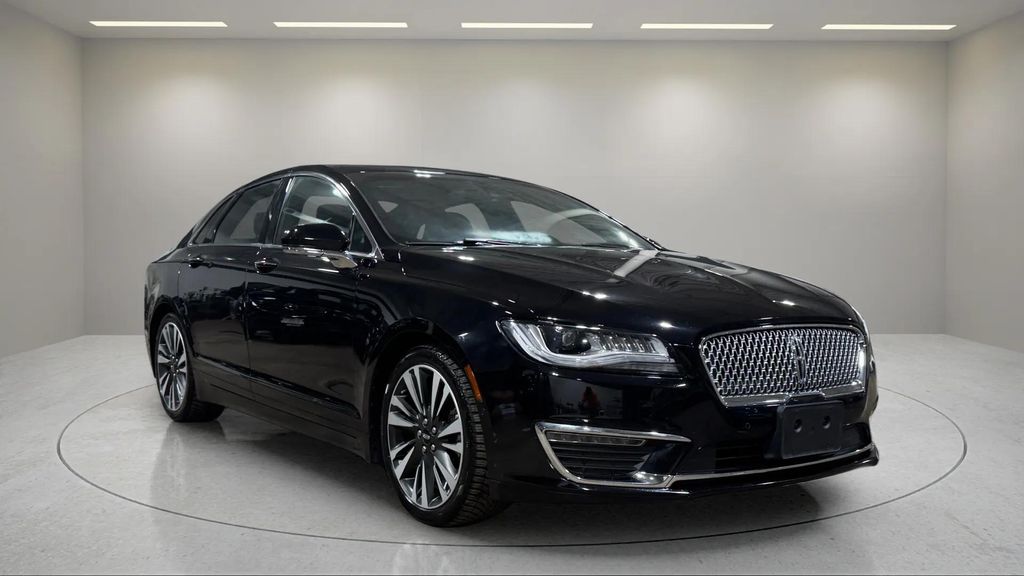 Infinite Black Metallic 2019 Lincoln MKZ Hybrid Sedan Front-Wheel Drive Continuously Variable Transmission