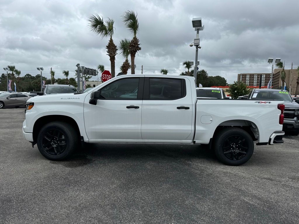 2024 Chevrolet Silverado 1500 Custom 4