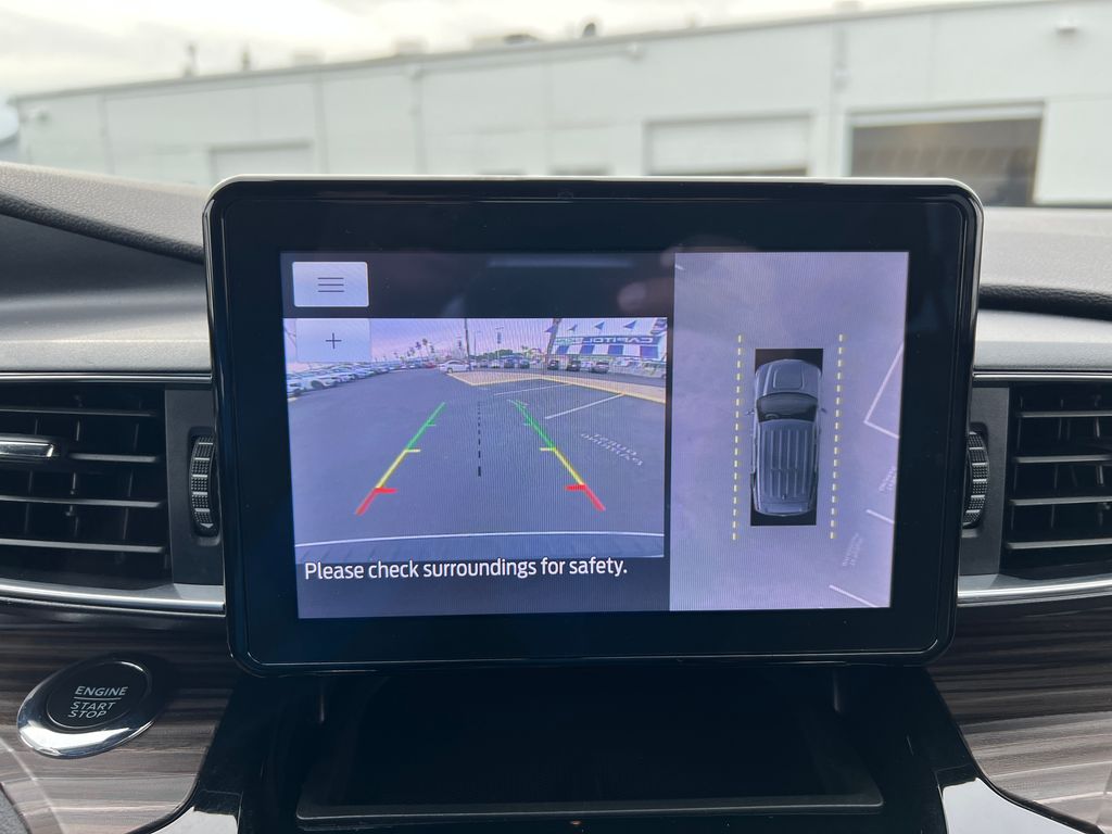 Thumbnail: 2023 Ford Explorer - 25