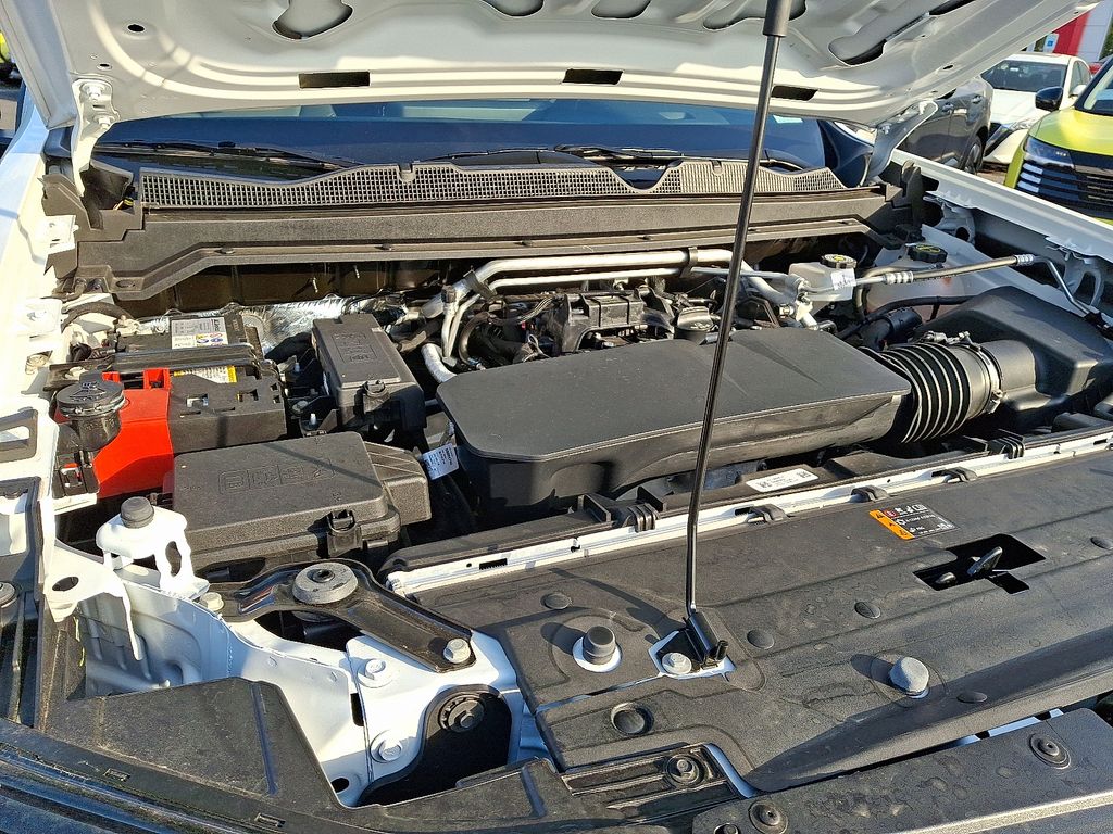 Thumbnail: 2024 Chevrolet Colorado - 28