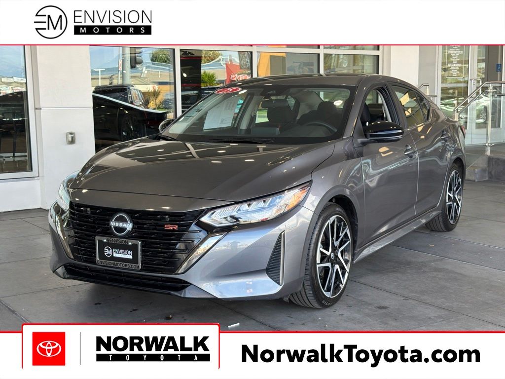 2025 Nissan Sentra SR FWD