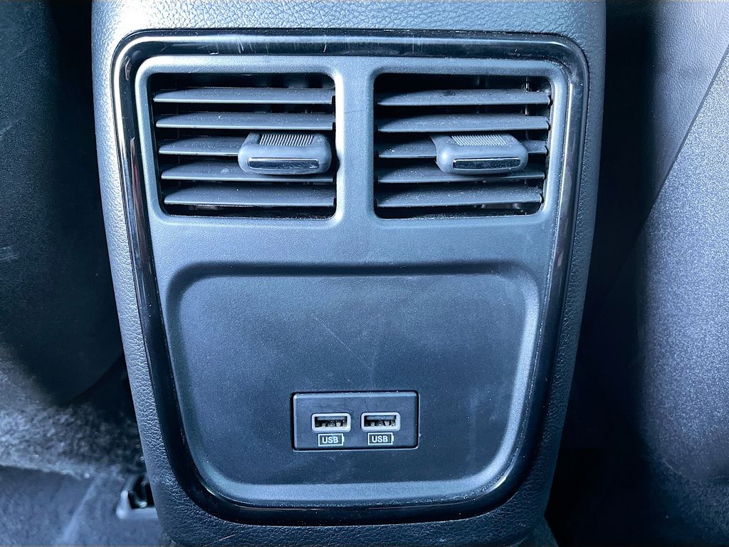 Used 2023 Purple Dodge R/T Scat Pack image 26