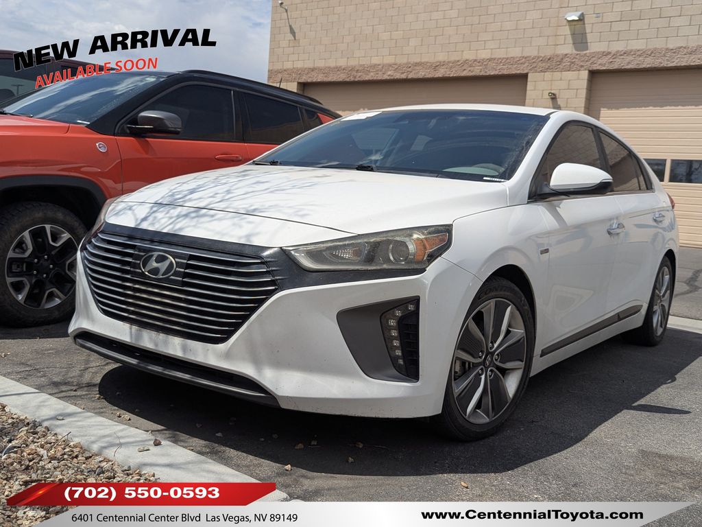 Ceramic White 2019 Hyundai Ioniq Hybrid Hatchback Front-Wheel Drive 6-Speed Dual Clutch