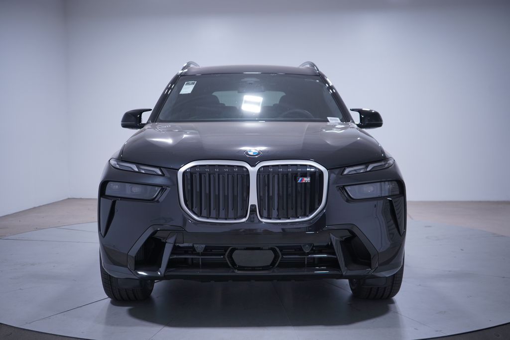 2025 BMW X7 M60i 4