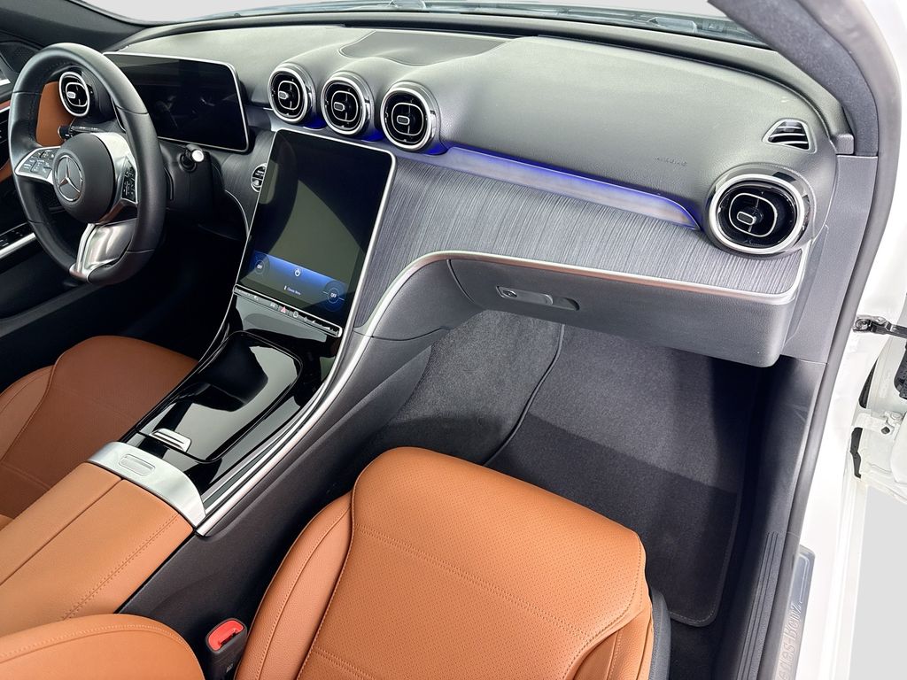 Thumbnail: 2025 Mercedes-Benz C-Class - 17