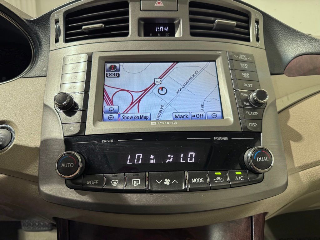 Thumbnail: 2012 Toyota Avalon - 27