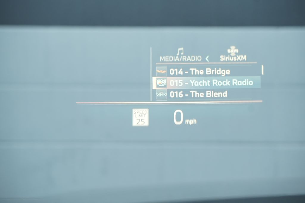 Thumbnail: 2026 BMW i4 - 8