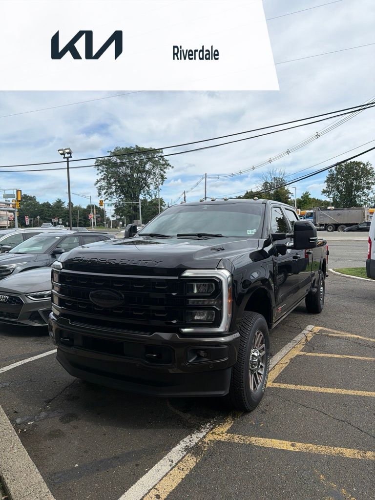 Agate Black Metallic 2024 Ford F-350 Super Duty Pickup Truck Four-Wheel Drive Automatic