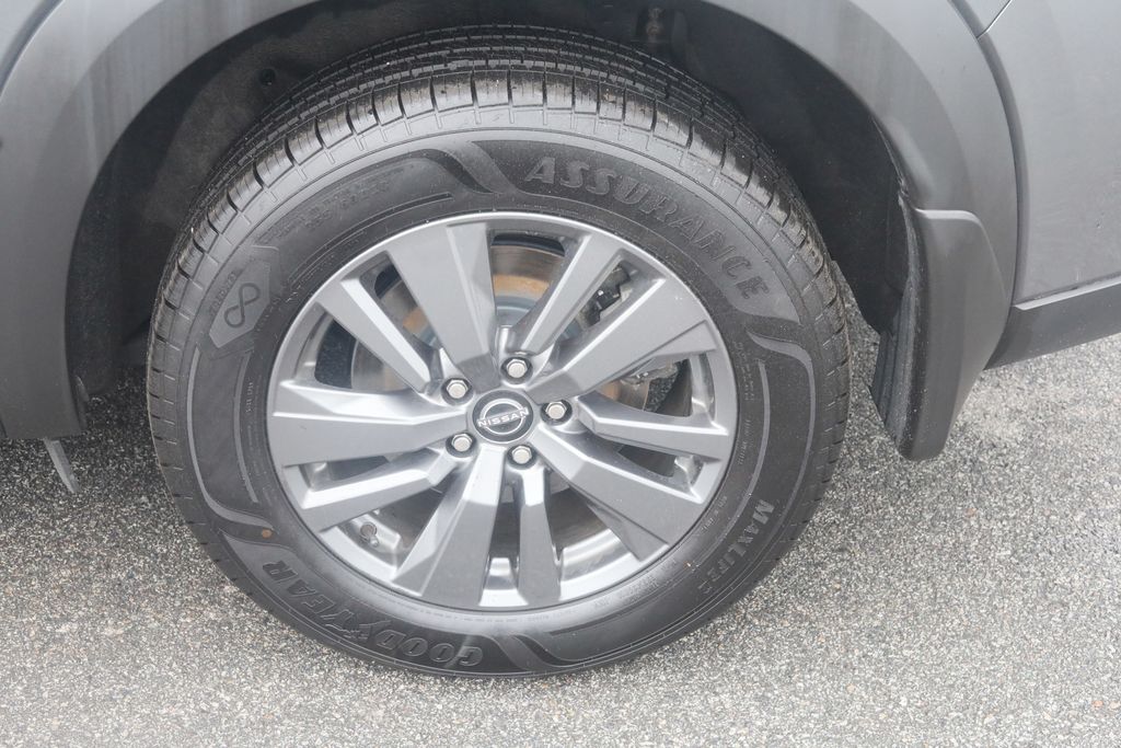 Used 2024 Nissan Pathfinder SUV