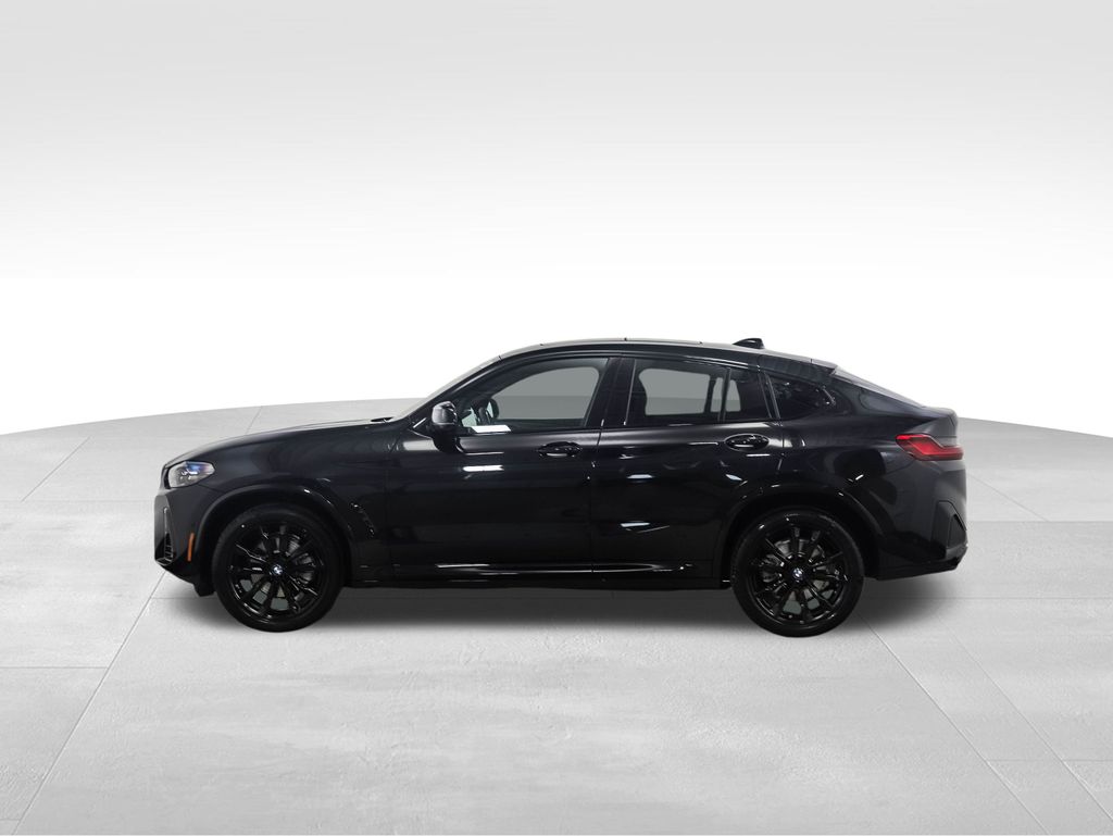 2025 BMW X4 xDrive30i 2