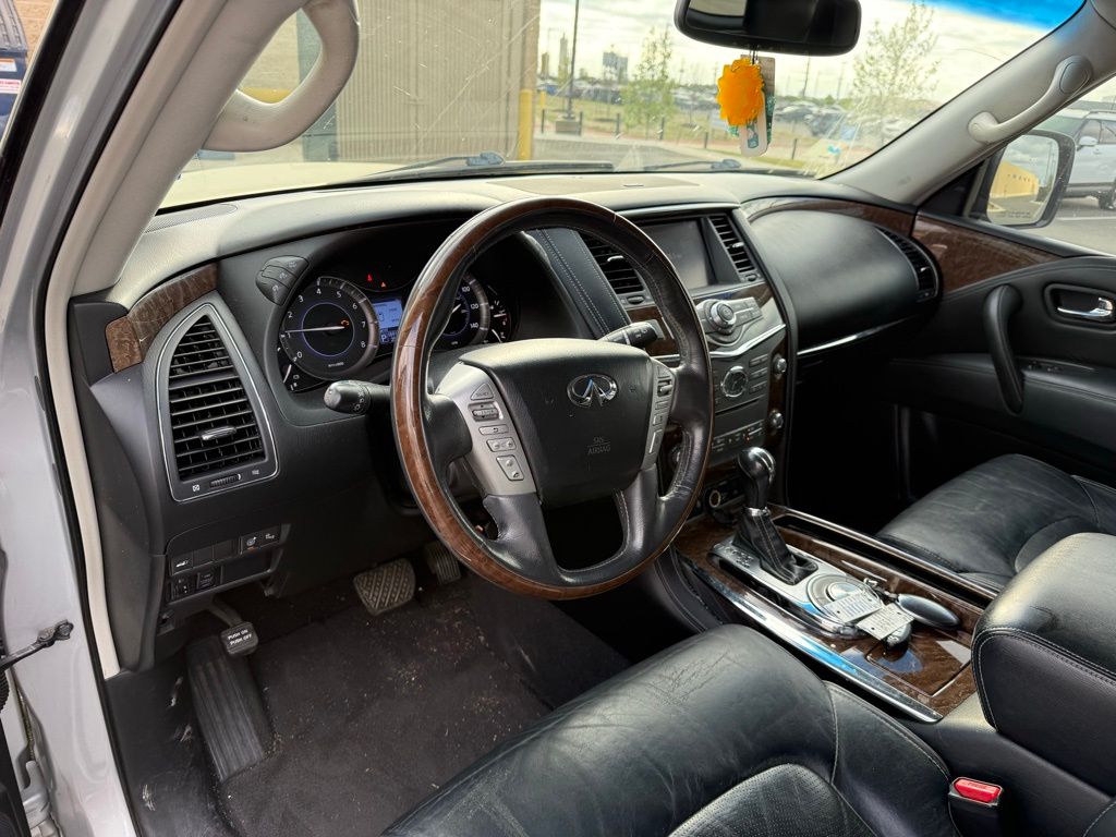 Thumbnail: 2015 INFINITI QX80 - 7