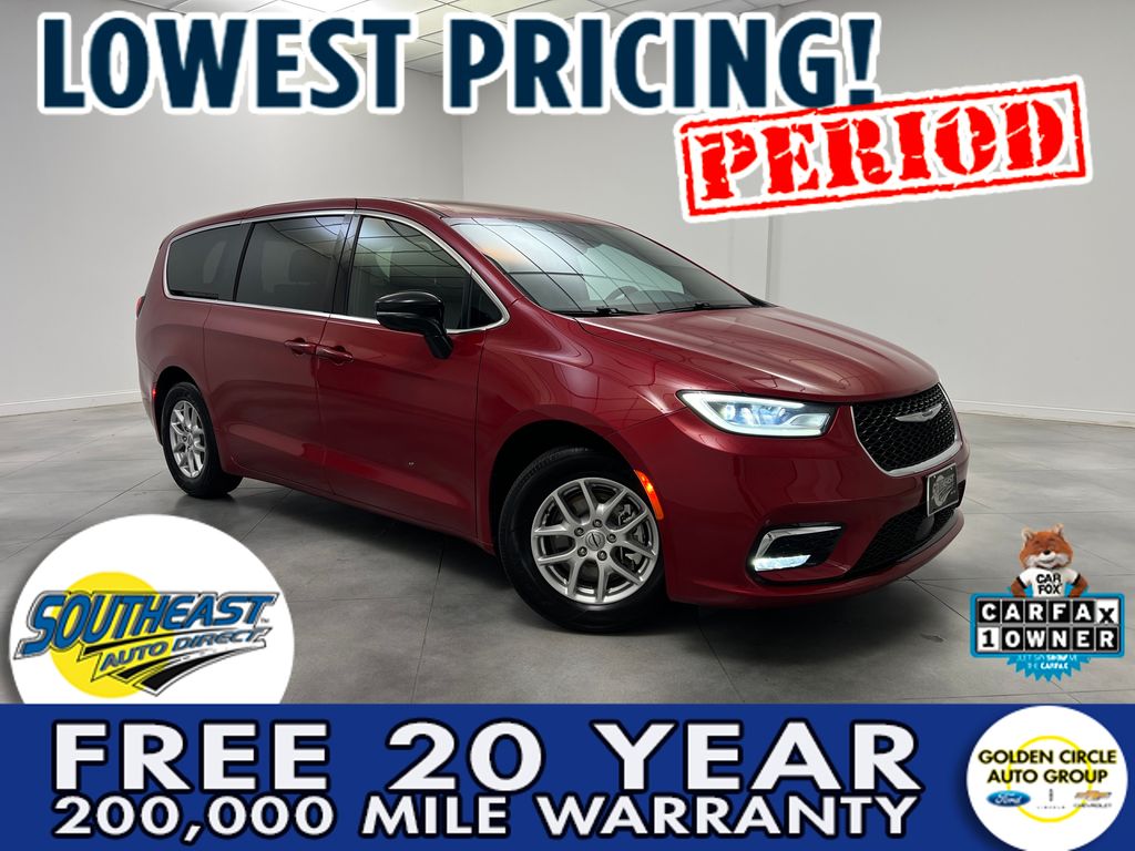 Red Hot Pearlcoat 2025 Chrysler Pacifica Select FWD Minivan Front-Wheel Drive 9-Speed Automatic