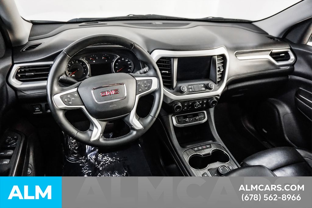 Used 2023 White GMC SLT image 24